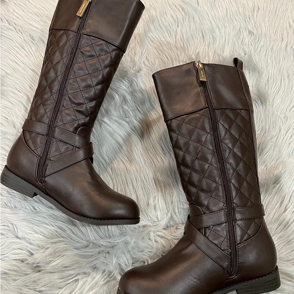 Michael Kors Girls Leather Boots. New - Picture 2 of 8